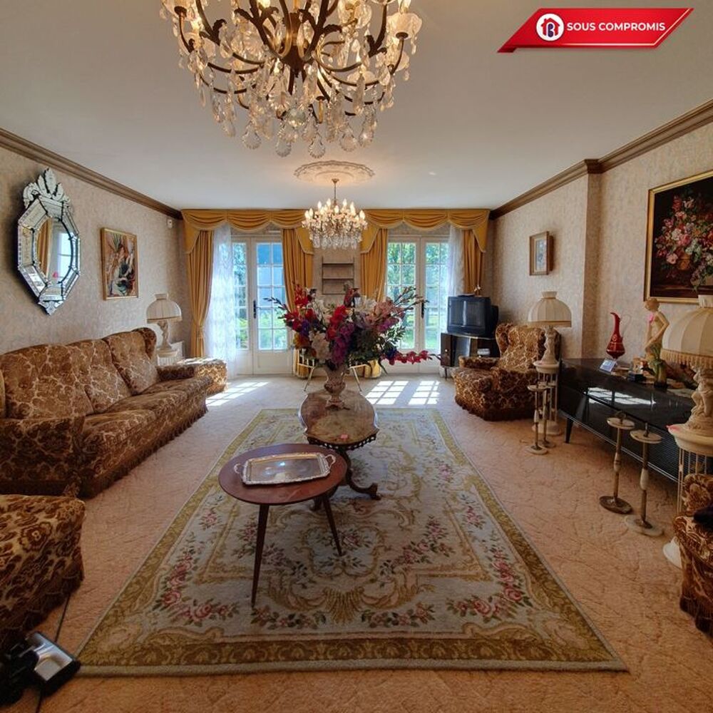Vente Maison MAISON 213M2 4 CHAMBRES SUR UN TERRAIN 9454M2 Mardié