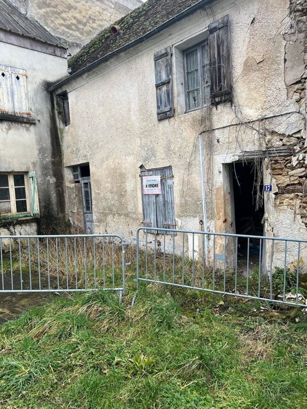 Vente Maison Maison ancienne � r�nover au coeur du village de Cr�zancy Ch�teau-thierry