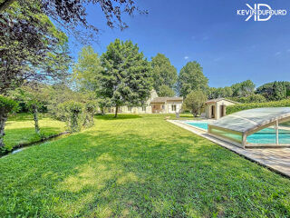  Maison  vendre 6 pices 200 m