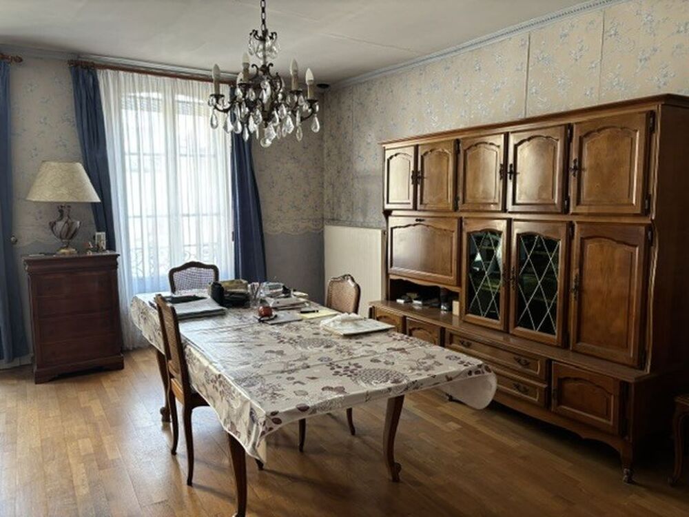 Vente Maison Grande Maison de Ville de 260 m² Habitables avec Local Chateau thierry
