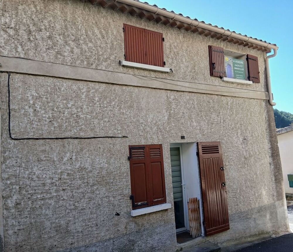 STE TULLE, MAISON DE VILLE DE 4 PIECES + 2 PIECES EN RDC