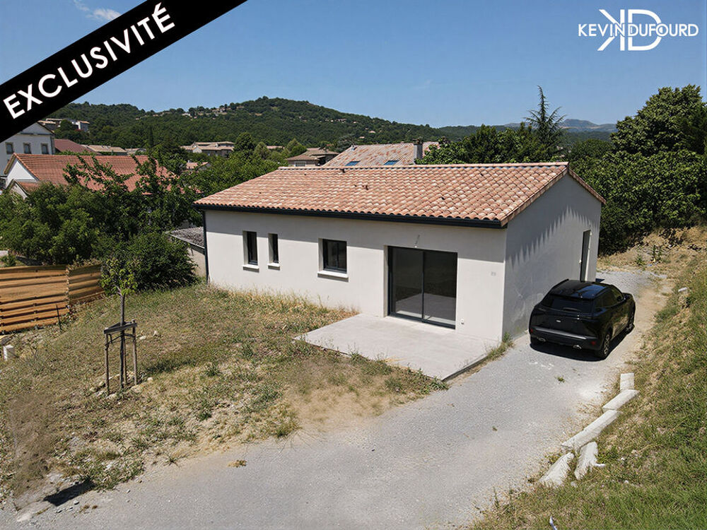 Maison 5 pièces 91 m² · à Vesseaux · 91 m² · 250 000 €