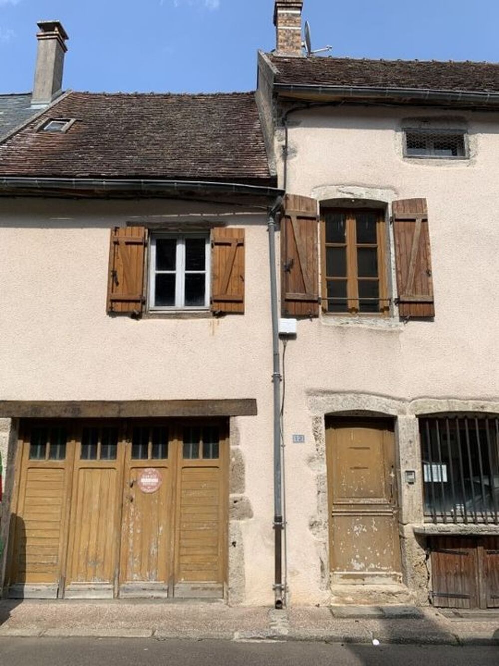 Vente Immeuble Bel immeuble ancien à usage mixte (commerce/habitation) Saulieu