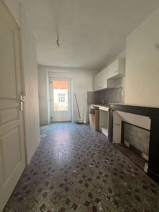  Immeuble � vendre 6 pi�ces 110 m�