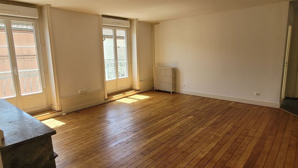 Location Appartement FONTAINES-SUR-SAÔNE - T4 de 118 m² avec terrasse, cave et Fontaine sur saone