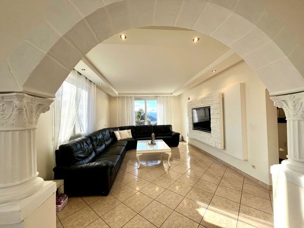 Compromis entre maison et Appartement Type 4 de 102 m² avec