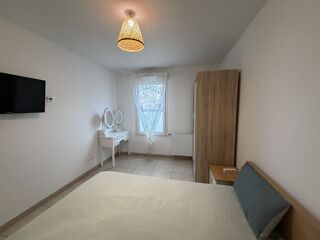  Appartement à louer 3 pièces 45 m²