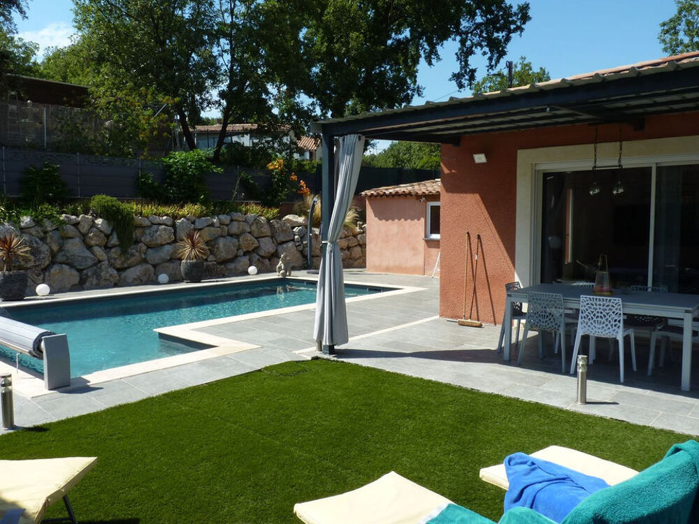 Vente Maison SUPERBE VILLA DE 7 PIECES AVEC PISCINE ET BASSIN Sainte tulle