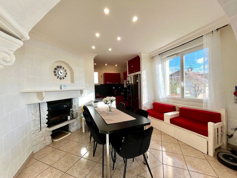 Compromis entre maison et Appartement Type 4 de 102 m² avec
