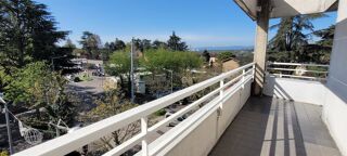  Appartement à louer 3 pièces 67 m²