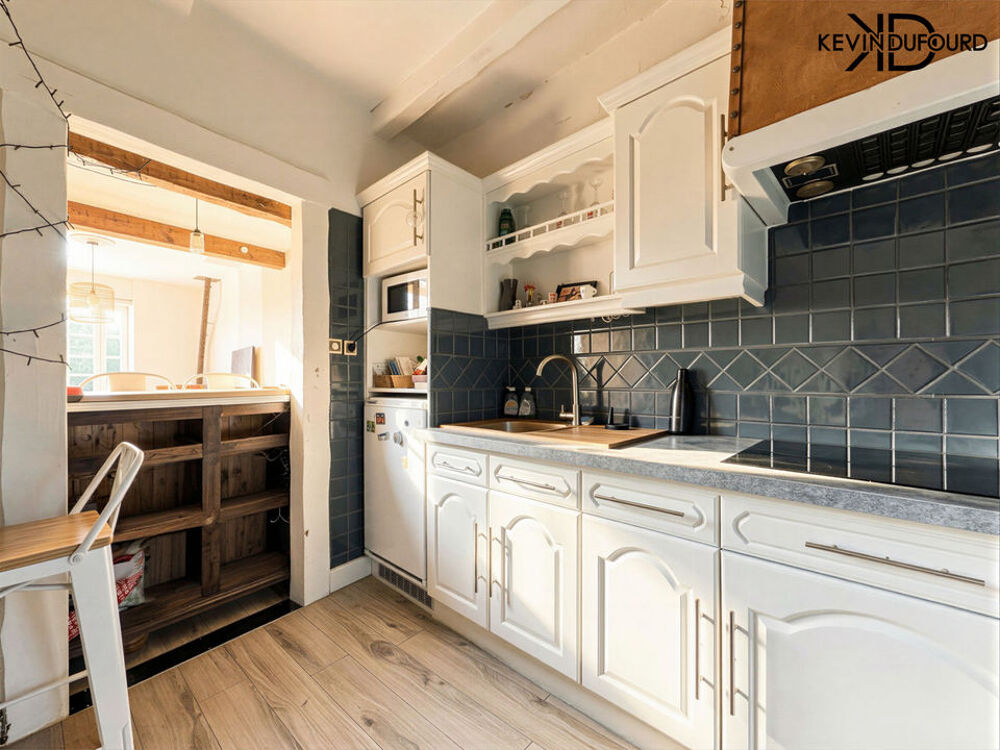 Maison de village de 90 m² avec jardin et caves à LABEGUDE