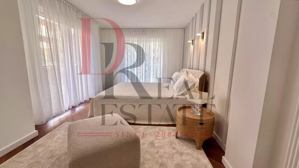 � vendre  Appartement Roquebrune-Cap-Martin (06190)