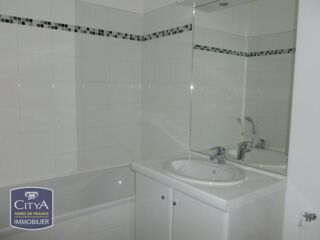  Appartement à louer 3 pièces 59 m²