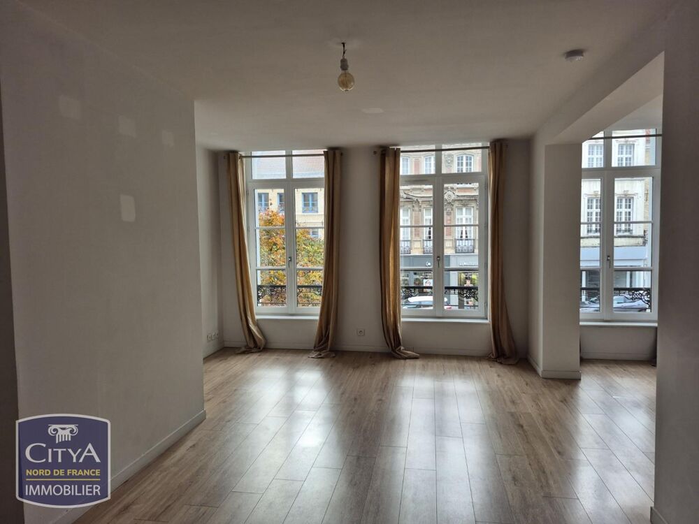 Location Appartement Très bel appartement hyper centre T4 Saint-omer