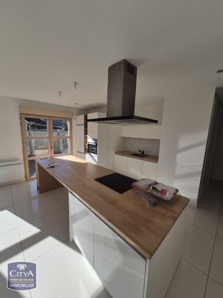 Maison à louer 4 pièces 82 m²