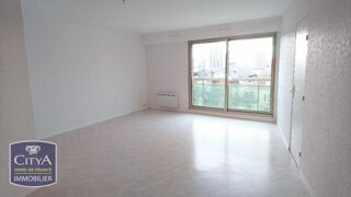  Appartement à louer 2 pièces 62 m²
