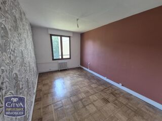  Appartement à louer 4 pièces 86 m²