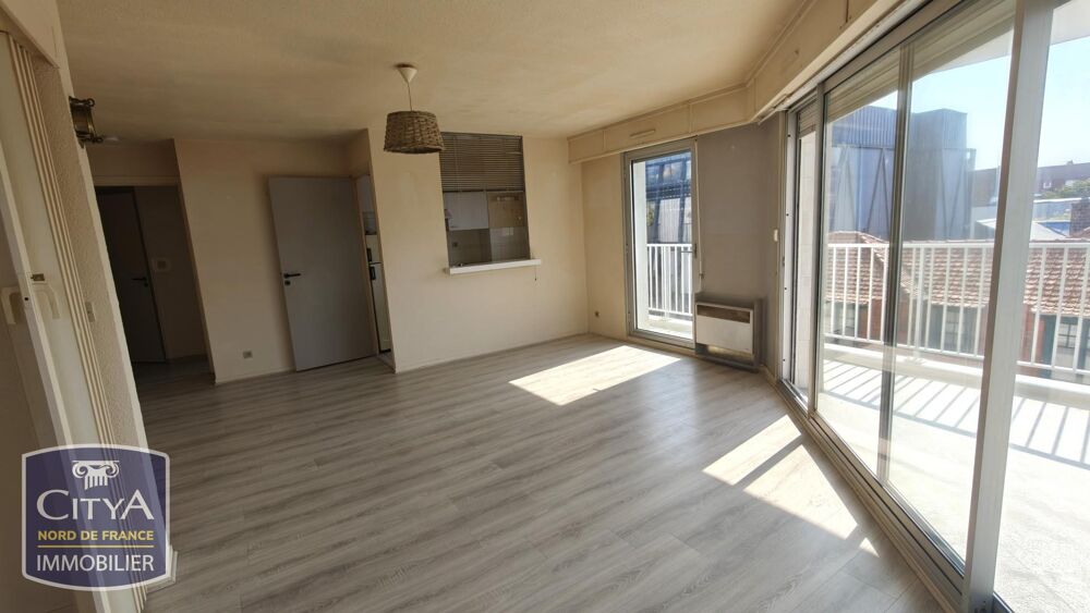 Appartement situé au 3ème étage d'une résidence avec asc....