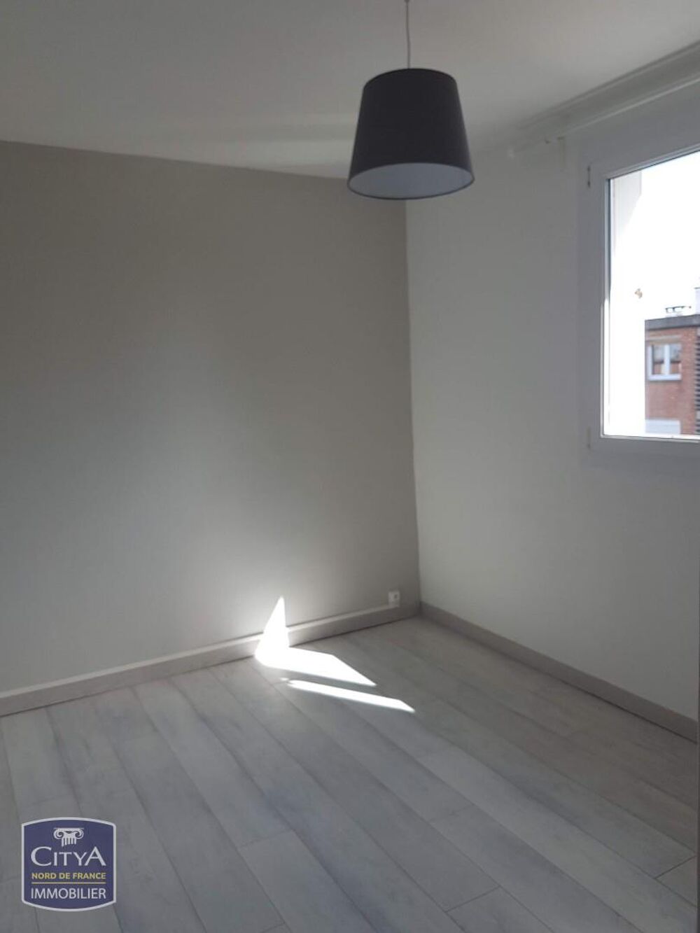 Location Appartement APPARTEMENT 2 CHAMBRES Rousies