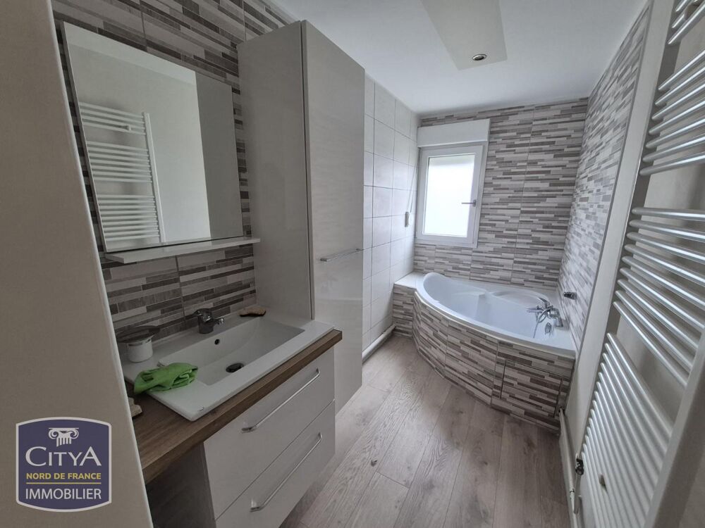 location Appartement - 5 pièce(s) - 104 m² Calais (62100)