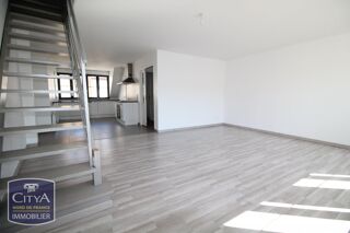  Appartement à louer 4 pièces 87 m²