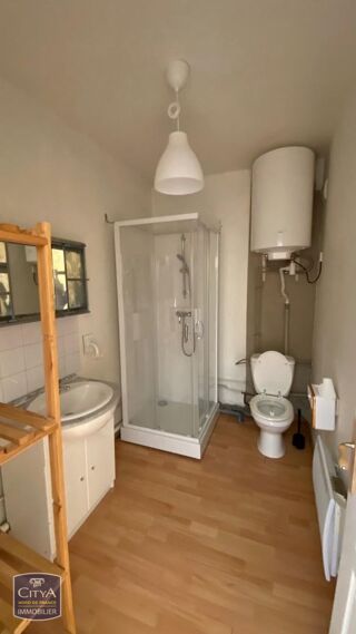  Appartement à louer 2 pièces 33 m²