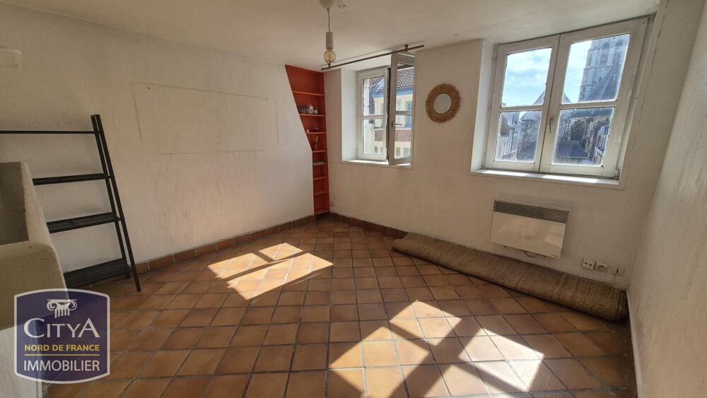 STUDIO VIEUX LILLE RUE ROYALE