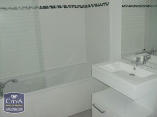  Appartement à louer 3 pièces 63 m²