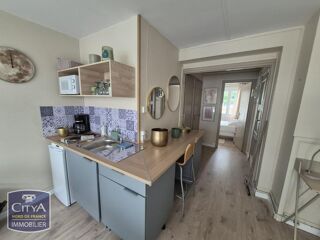  Appartement à louer 2 pièces 33 m²