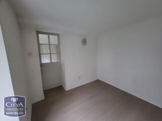  Appartement à louer 3 pièces 68 m²