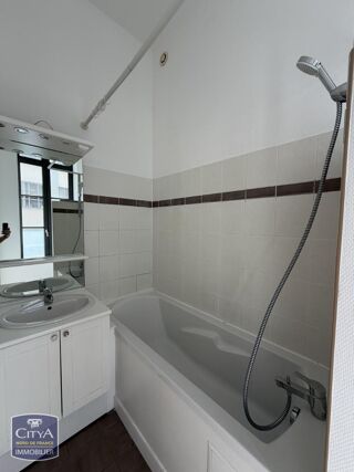  Appartement � louer  Lille