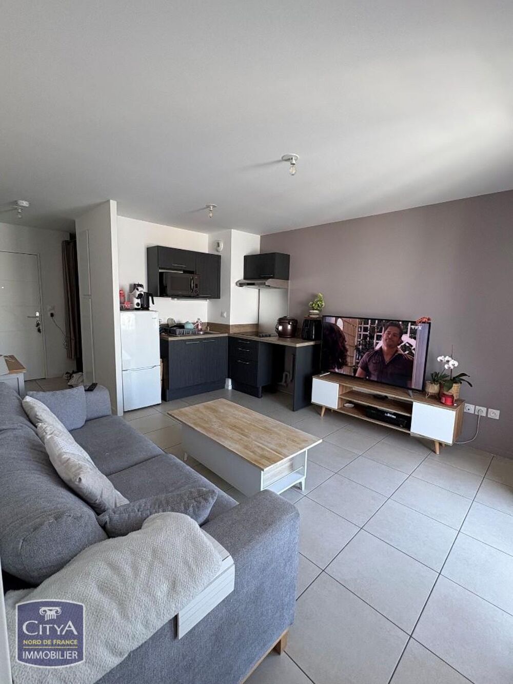 A LOUER - T2 NON MEUBLE
