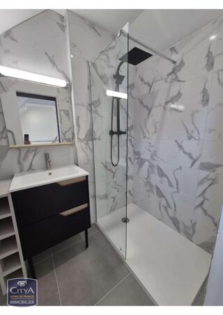  Maison à louer 2 pièces 28 m²