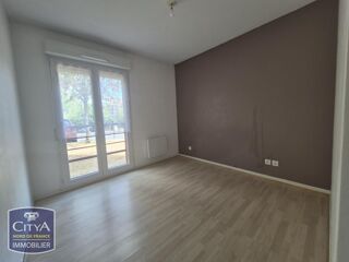  Appartement à louer 3 pièces 60 m²