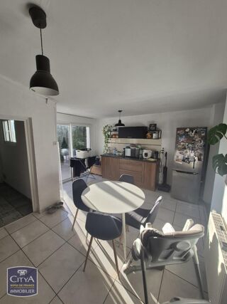  Maison à louer 4 pièces 89 m²