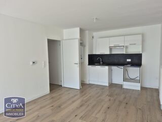  Appartement à louer 3 pièces 58 m²