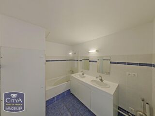  Appartement à louer 3 pièces 66 m²