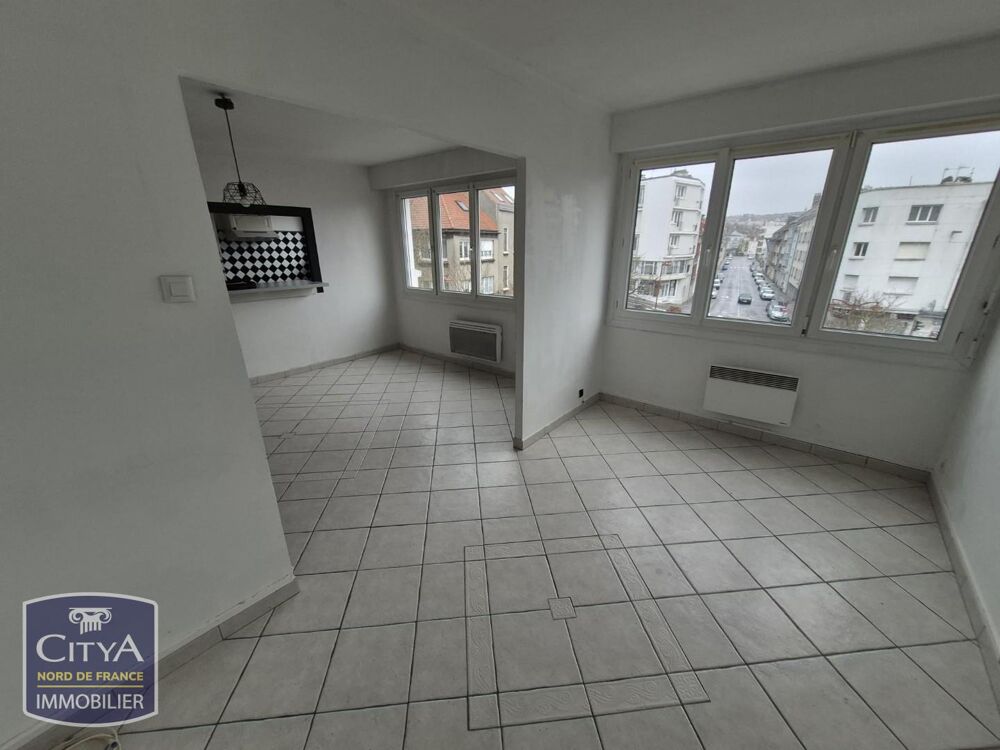 Place des Victoires Appartement de type 3 au 2eme étage ....