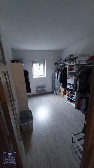  Appartement à louer 4 pièces 85 m²