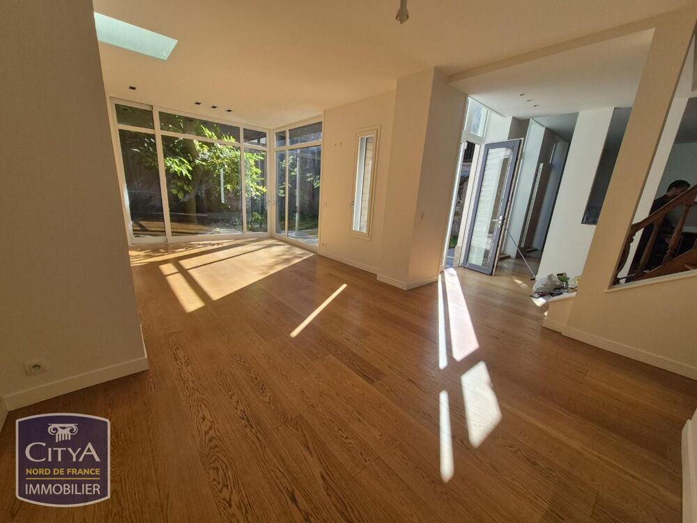 location Maison - 3 pièce(s) - 145 m² Lille (59800)