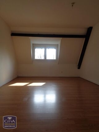  Appartement à louer 77 m²
