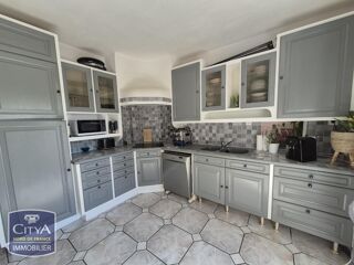  Maison à louer 5 pièces 147 m²