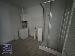  Appartement à louer 2 pièces 56 m²
