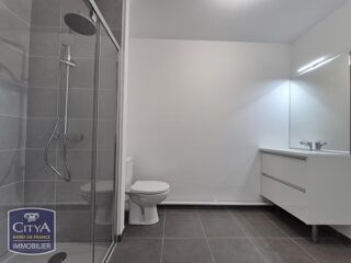  Appartement à louer 1 pièce 38 m²