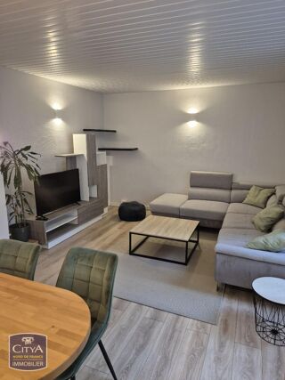  Appartement à louer 4 pièces 67 m²