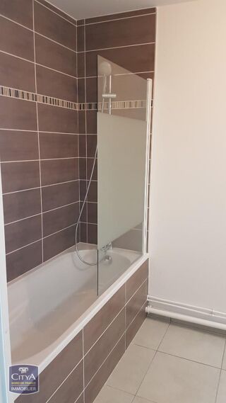  Appartement à louer 3 pièces 63 m²