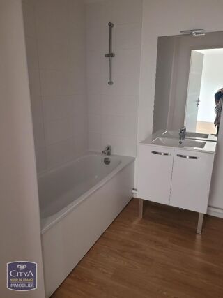  Appartement à louer 2 pièces 42 m²
