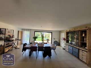  Maison à louer 6 pièces 180 m²