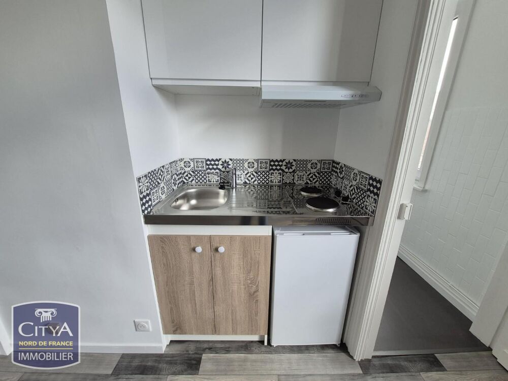 STUDIO RENOVE PROCHE GARE ET CENTRE VILLE