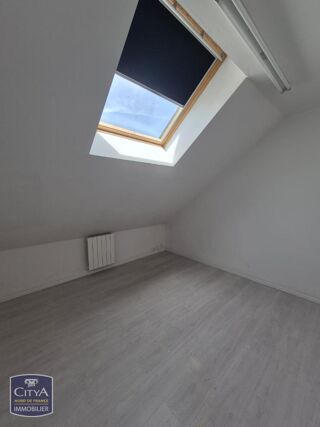  Appartement à louer 3 pièces 76 m²